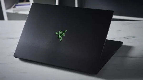 RAZER BLADE 17 2021