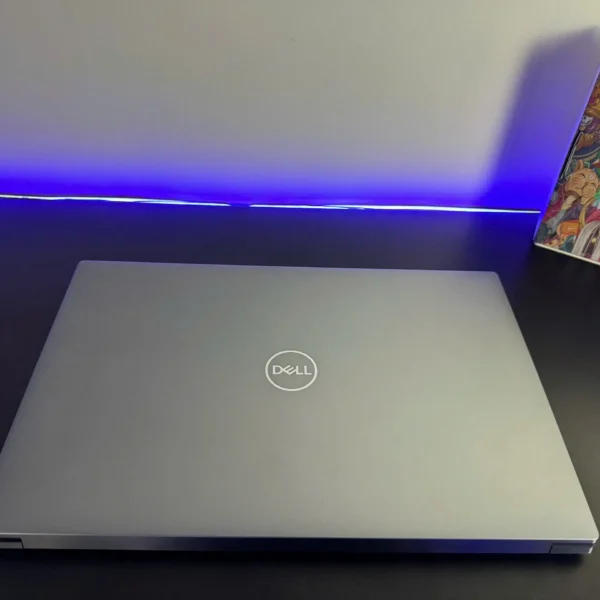 Dell Xps 9520_Like New