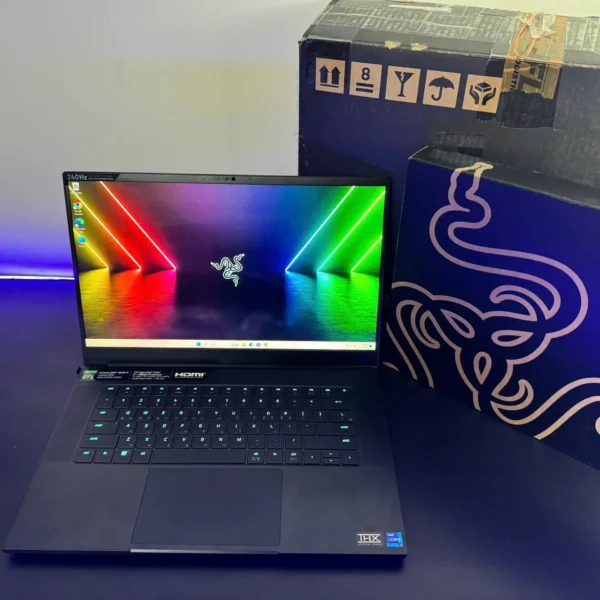RAZER BLADE 15 2022_NEW OPEN BOX_I7 12800HX 3070TI 2K 165HZ 16GB 1TB