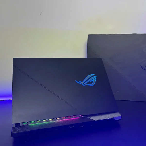 Rog Scar G17 2022_Like New