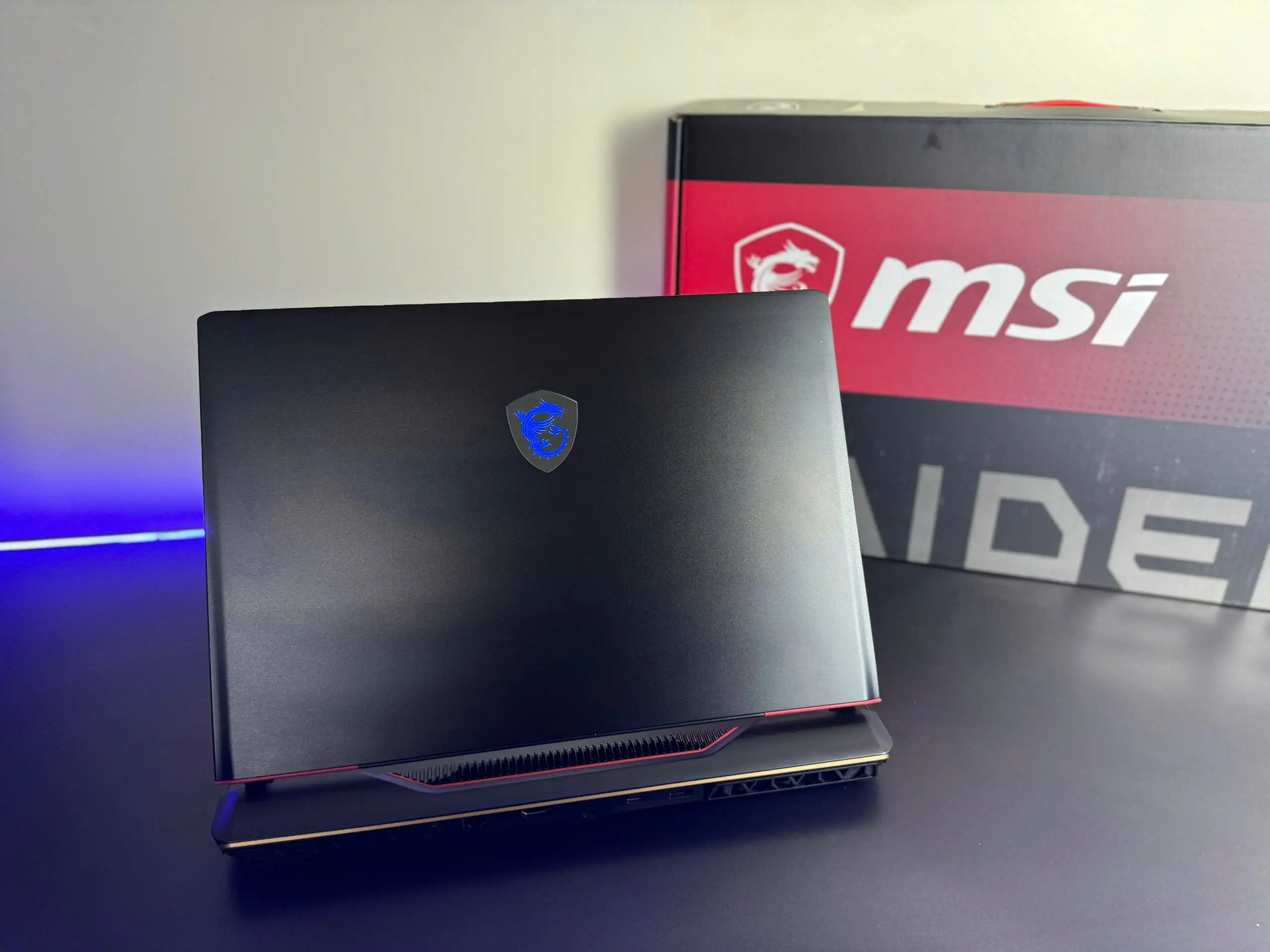 MSI GE68HX 2023_New Seal