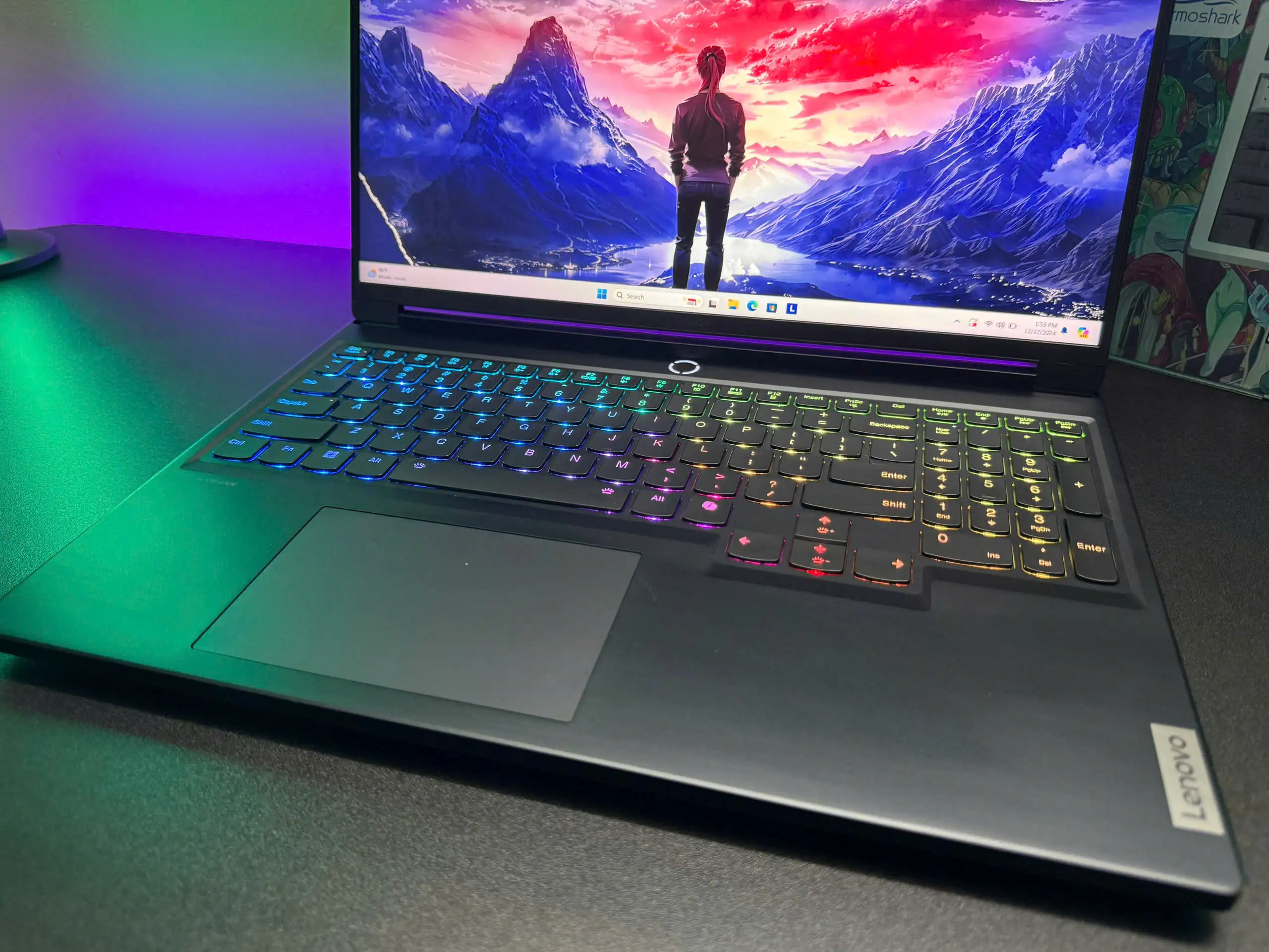 Legion slim 7 2023 ( White)_NewOpenbox