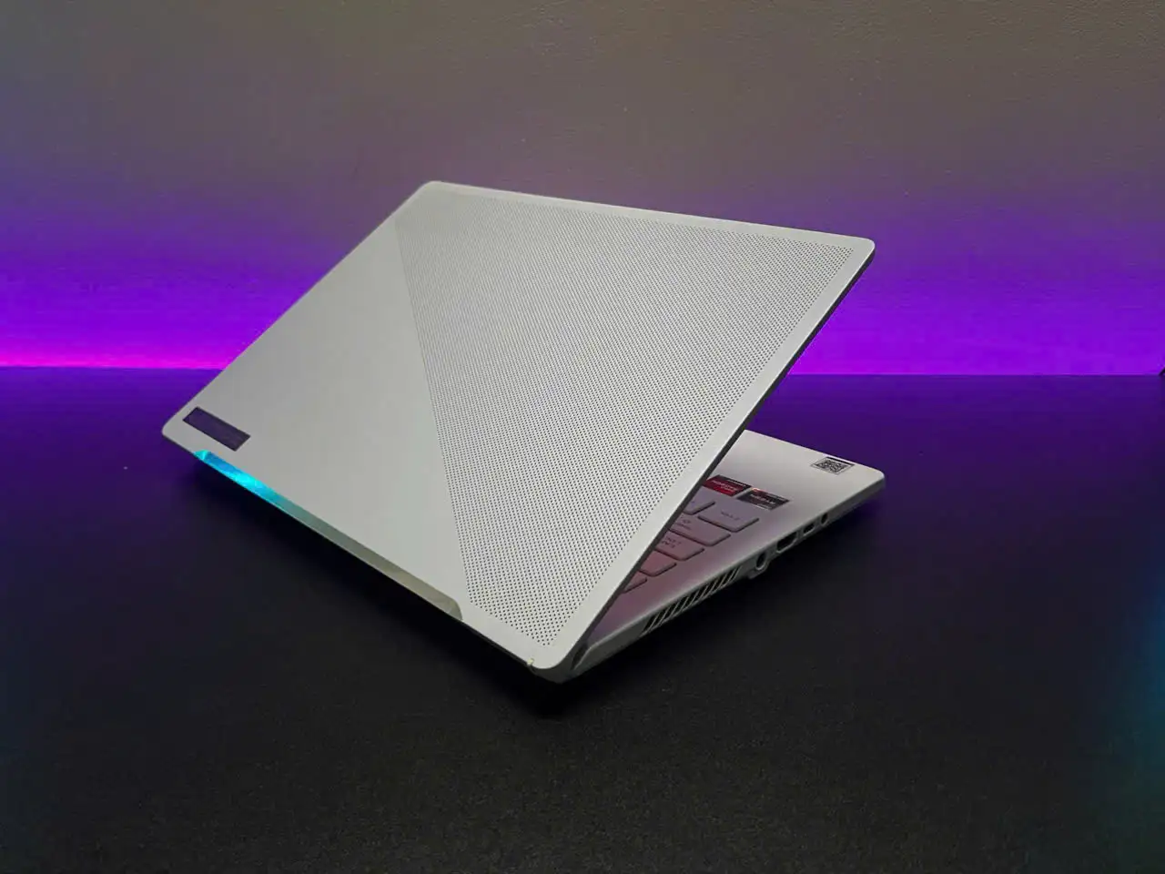 ZEPHYRUS G14 2022 (White)_LIKE NEW_R9 6900HS 6700 2K 120HZ 16GB 1TB