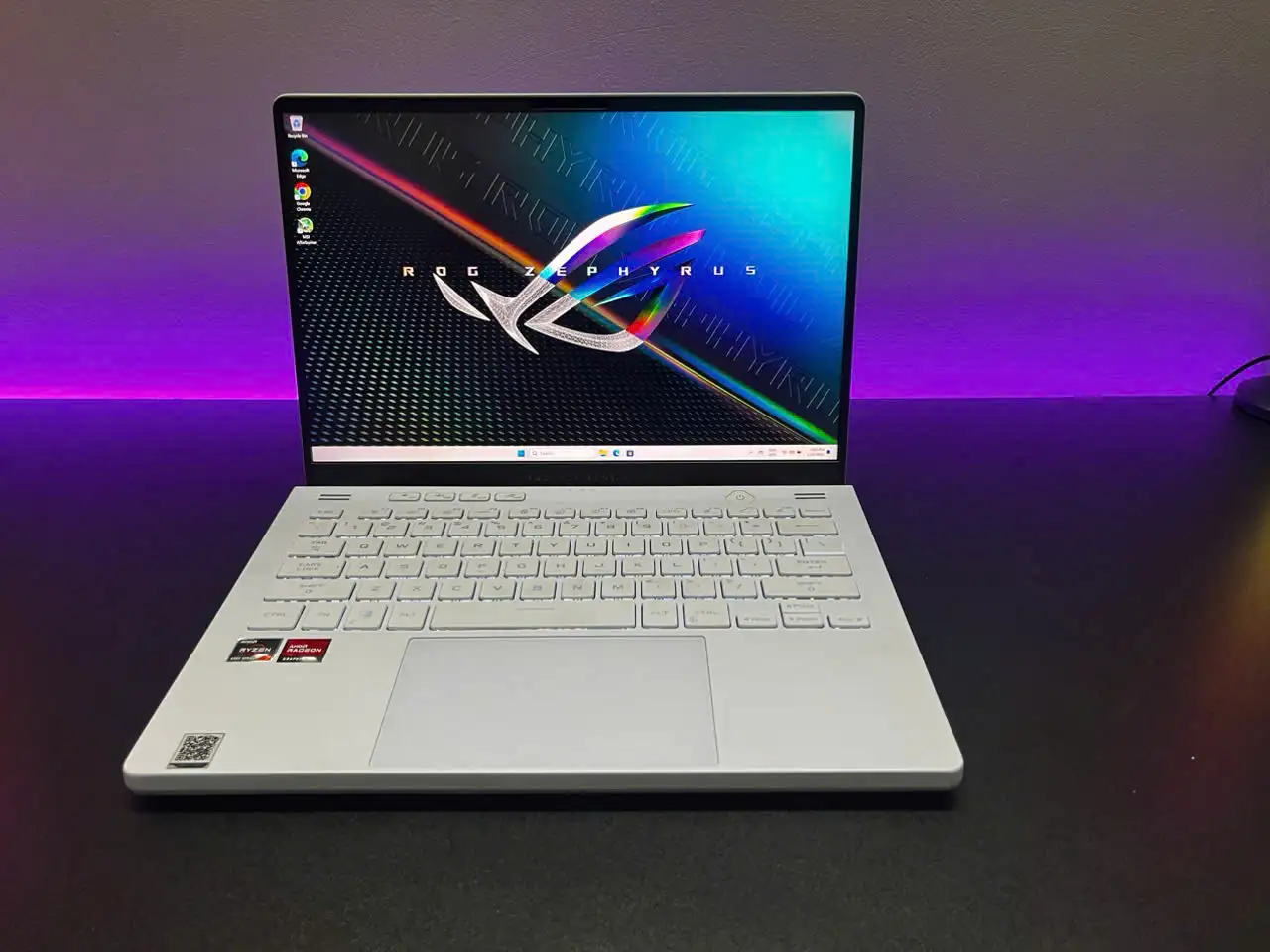 ZEPHYRUS G14 2022 (White)_LIKE NEW_R9 6900HS 6700 2K 120HZ 16GB 1TB