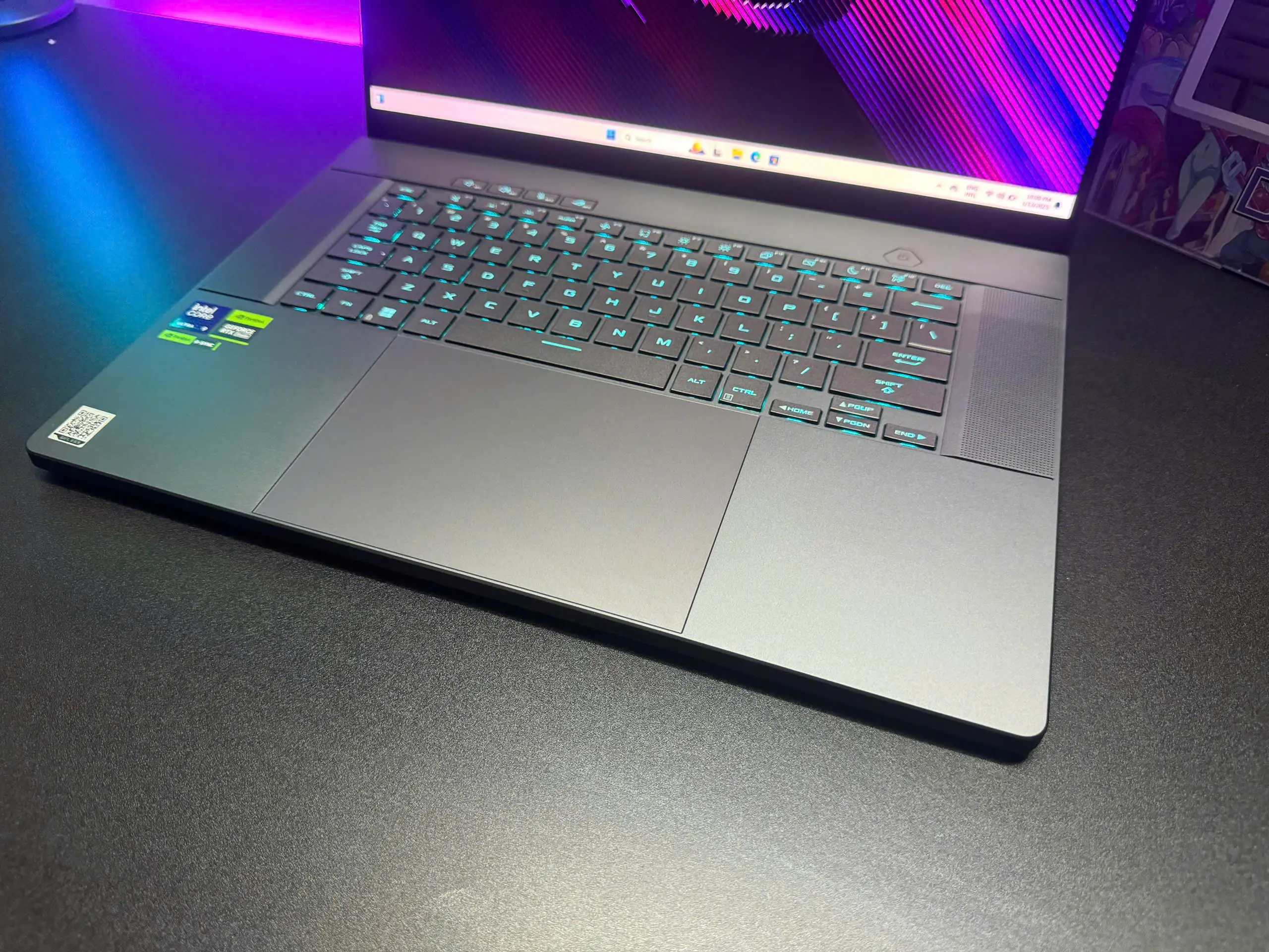 ZEPHYRUS G16 2024_LIKE NEW_ULTRA9 185H 4070 2.5K OLED 240HZ 16GB 1TB