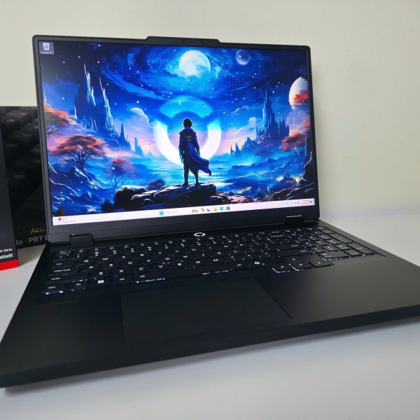 LEGION 5 2024_NEWSEAL_R7 8845H 4050 144HZ 16GB 512GB