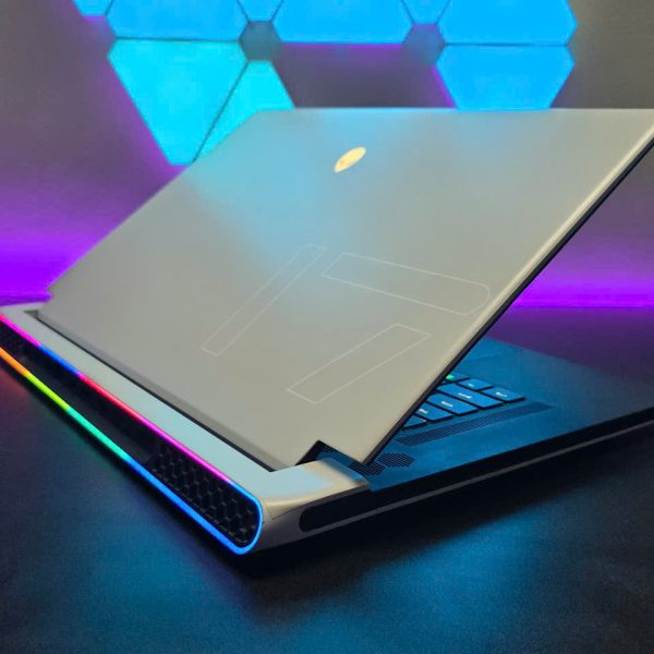 ALIENWARE X17R2_LIKENEW_I9 12900H 3070TI 480HZ 16GB 1TB