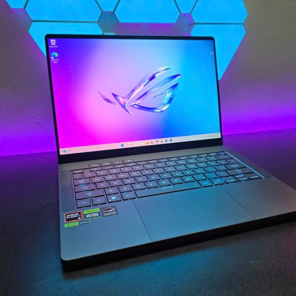 ZEPHYRUS G14 2024_LIKE NEW_R7 8845HS 4060 3K OLED 120HZ 32GB 512GB