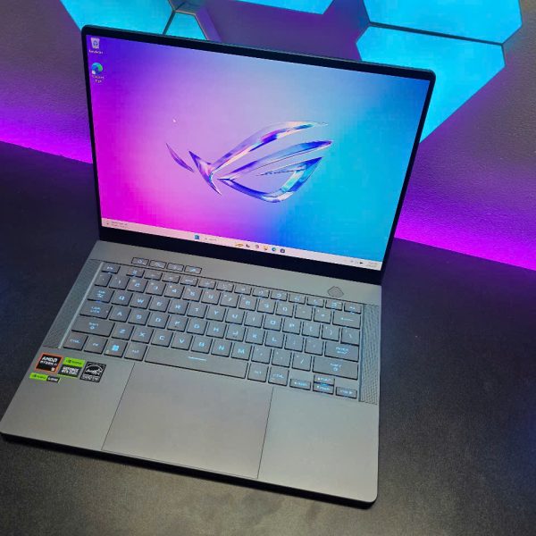 ZEPHYRUS G14 2024_LIKE NEW_R7 8845HS 4060 3K OLED 120HZ 32GB 512GB